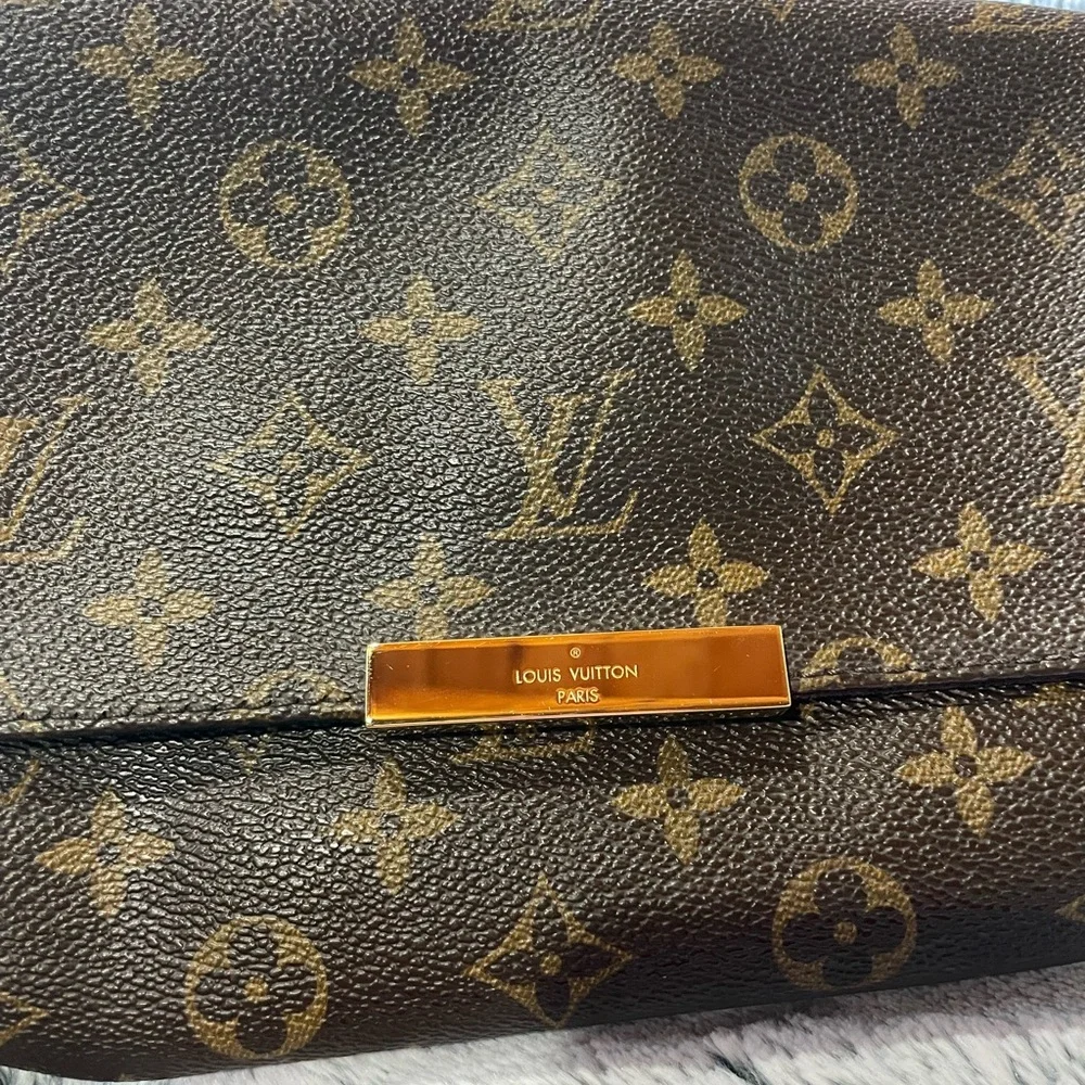 ✨FLASH SALE✨ Authentic Louis Vuitton Monogram Favorite MM - Picture 3 of 17